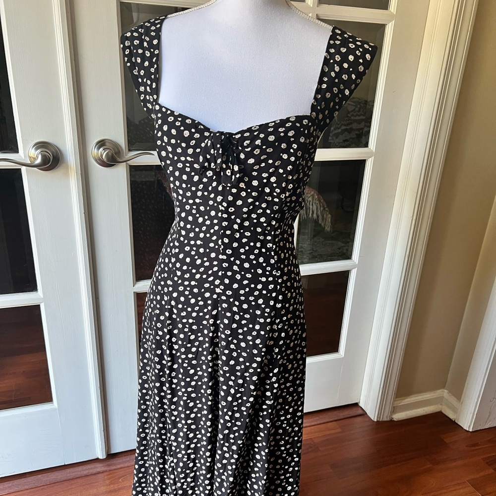 Large Maxi Dress with Small White Floral Pattern